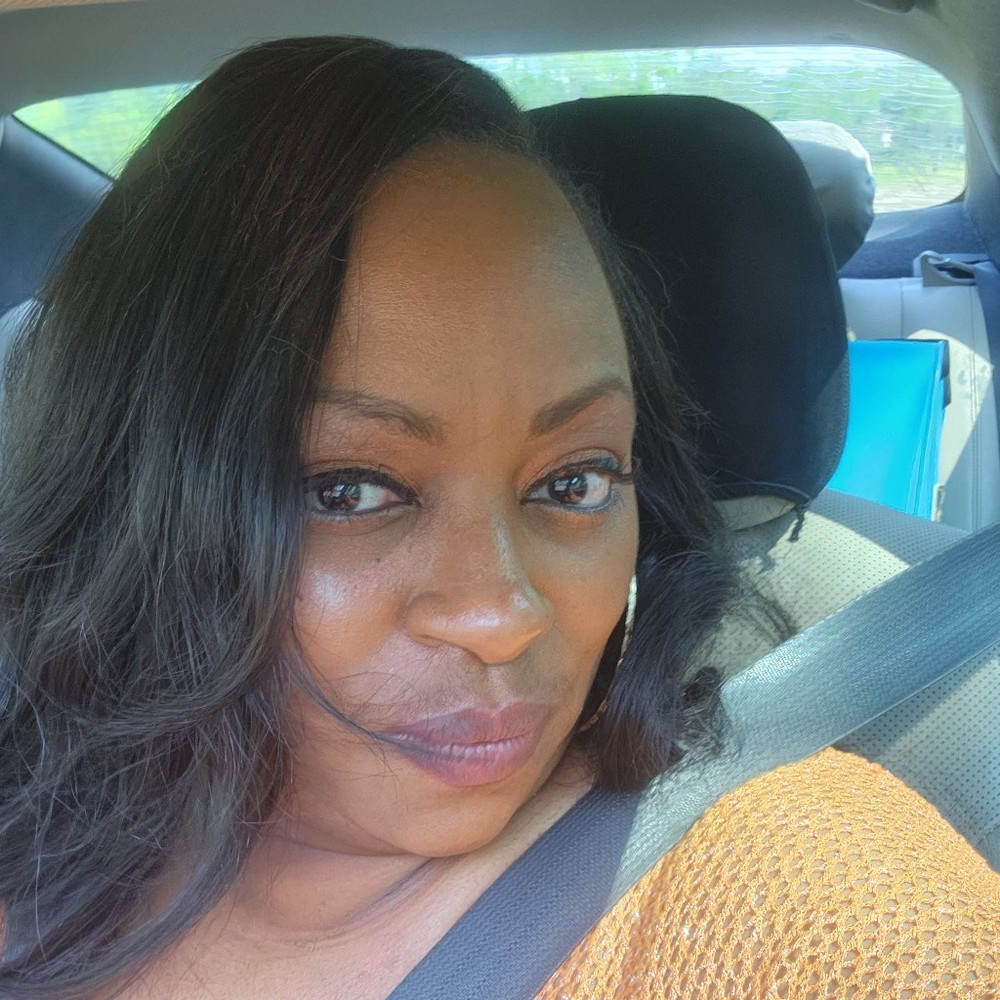 Meet your Posher, Jasmine